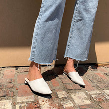 Load image into Gallery viewer, Streetwear Jeans