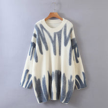 Load image into Gallery viewer, Madeleine Pullover
