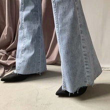 Load image into Gallery viewer, Holden Flare Jeans
